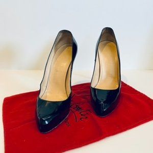 Christian Louboutin Patent Pumps Size 39